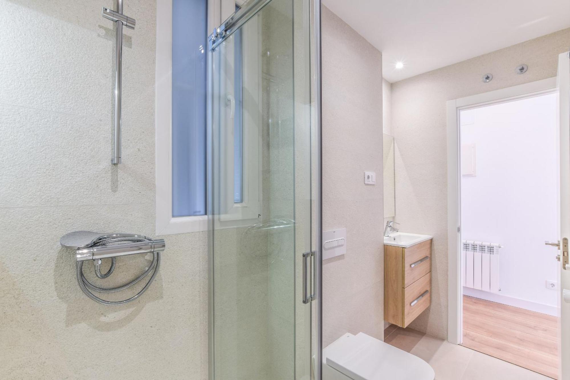 Apartamento Reformado En Metro Ibiza Alquiler Temporal Madrid Bagian luar foto
