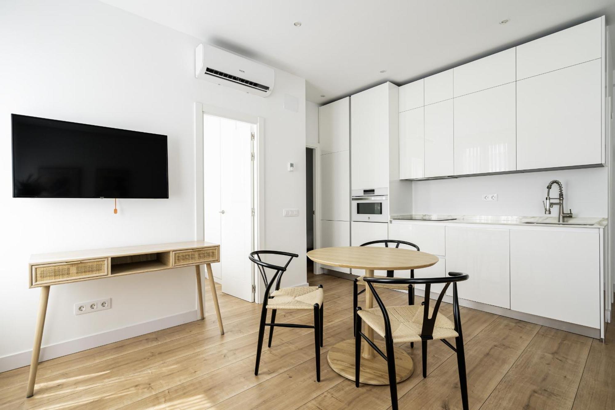 Apartamento Reformado En Metro Ibiza Alquiler Temporal Madrid Bagian luar foto
